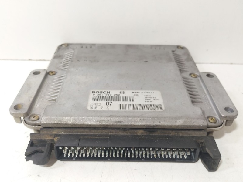 Recambio de centralita motor uce para citroën xantia berlina 2.0 hdi sx referencia OEM IAM 9635158180  