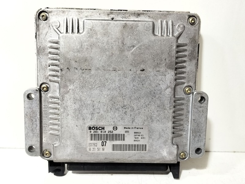 Recambio de centralita motor uce para citroën xantia berlina 2.0 hdi sx referencia OEM IAM 9635158180  