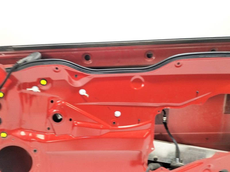 Recambio de puerta delantera derecha para audi a3 (8p) 3.2 ambition quattro referencia OEM IAM 8P3831052D  