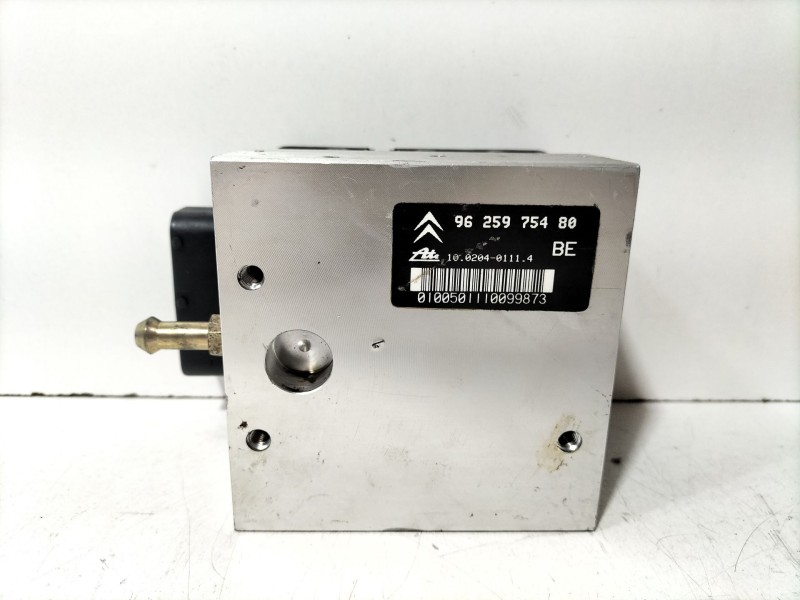 Recambio de abs para citroën xantia berlina 2.0 hdi sx referencia OEM IAM 9625975480  