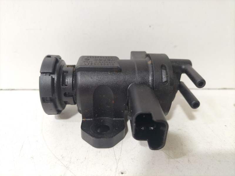 Recambio de bomba limpia para citroën xantia berlina 2.0 hdi sx referencia OEM IAM 9635704380  
