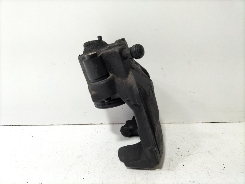 Recambio de pinza freno delantera derecha para seat ibiza iii (6l1) 1.9 tdi referencia OEM IAM 1K0615124D  