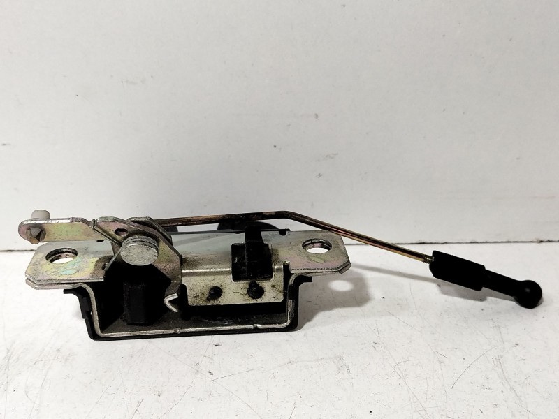 Recambio de cerradura maletero / porton para seat ibiza iii (6l1) 1.9 tdi referencia OEM IAM 6L6827505A  