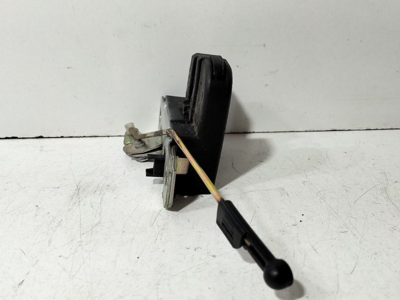 Recambio de cerradura maletero / porton para seat ibiza iii (6l1) 1.9 tdi referencia OEM IAM 6L6827505A  