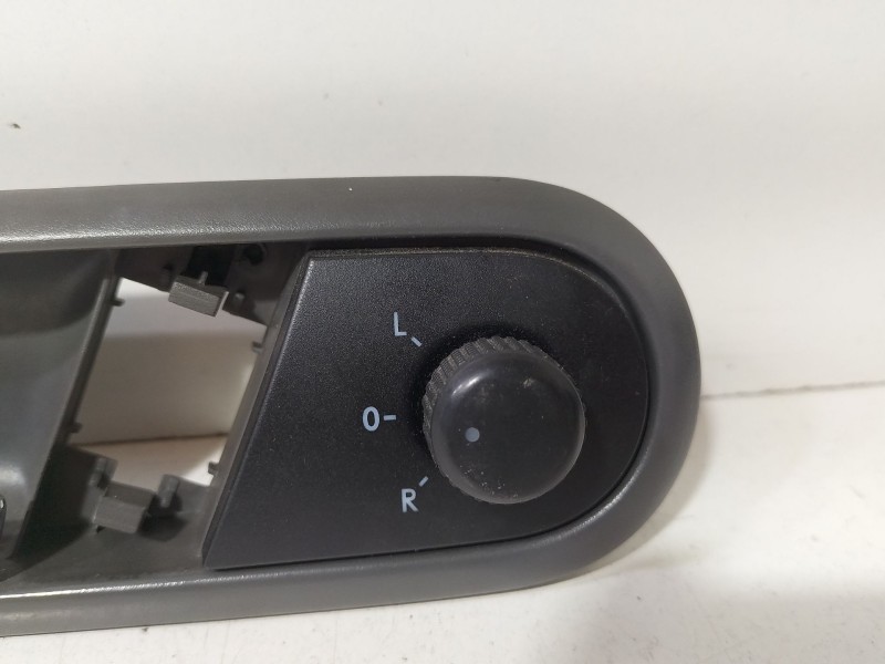 Recambio de maneta interior delantera izquierda para seat ibiza iii (6l1) 1.9 tdi referencia OEM IAM 6L1837113E  