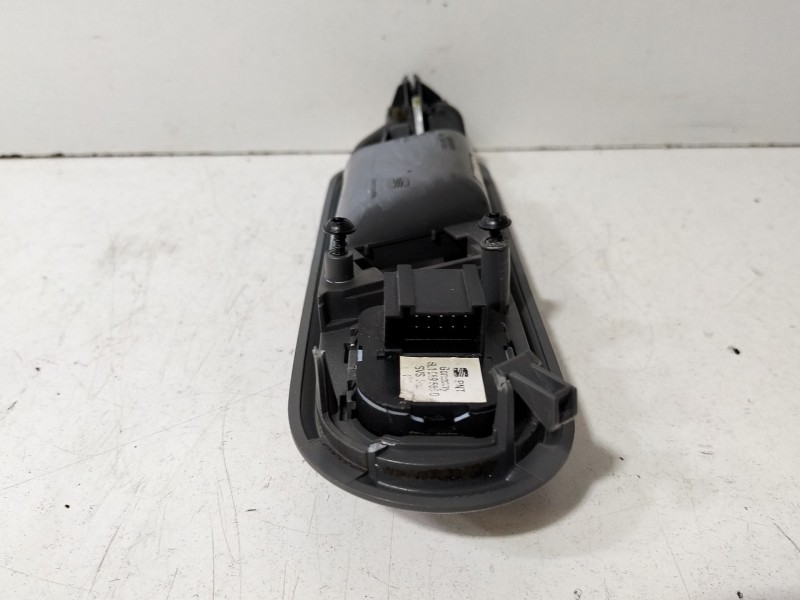 Recambio de maneta interior delantera izquierda para seat ibiza iii (6l1) 1.9 tdi referencia OEM IAM 6L1837113E  