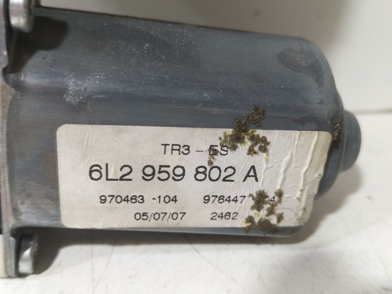 Recambio de motor elevalunas delantero izquierdo para seat ibiza iii (6l1) 1.9 tdi referencia OEM IAM 6L2959802A  