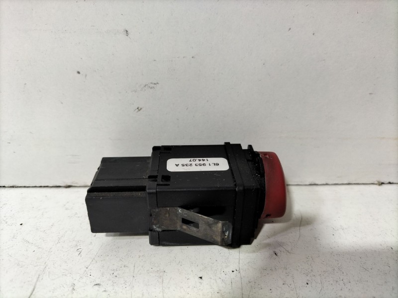 Recambio de warning para seat ibiza iii (6l1) 1.9 tdi referencia OEM IAM 6L1953235A  