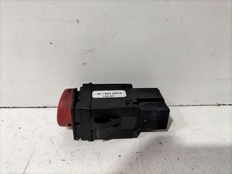 Recambio de warning para seat ibiza iii (6l1) 1.9 tdi referencia OEM IAM 6L1953235A  