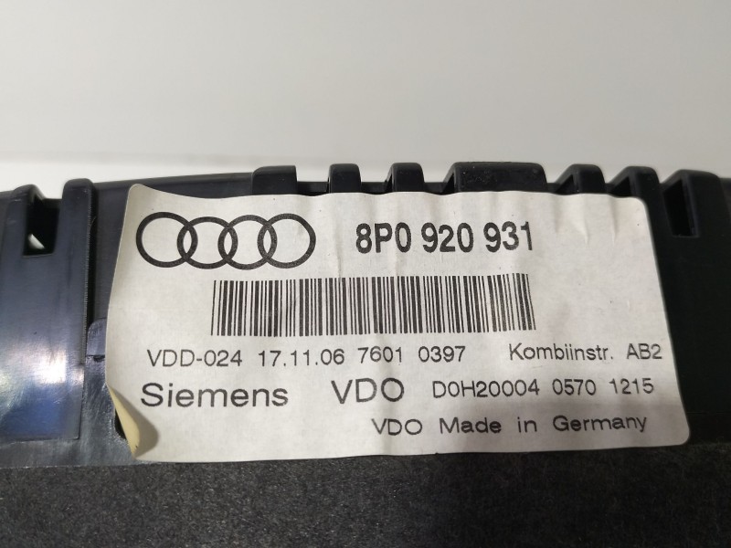 Recambio de cuadro instrumentos para audi a3 (8p) 2.0 tdi ambiente referencia OEM IAM 8P0920931  