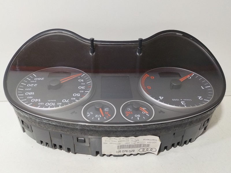 Recambio de cuadro instrumentos para audi a3 (8p) 2.0 tdi ambiente referencia OEM IAM 8P0920931  