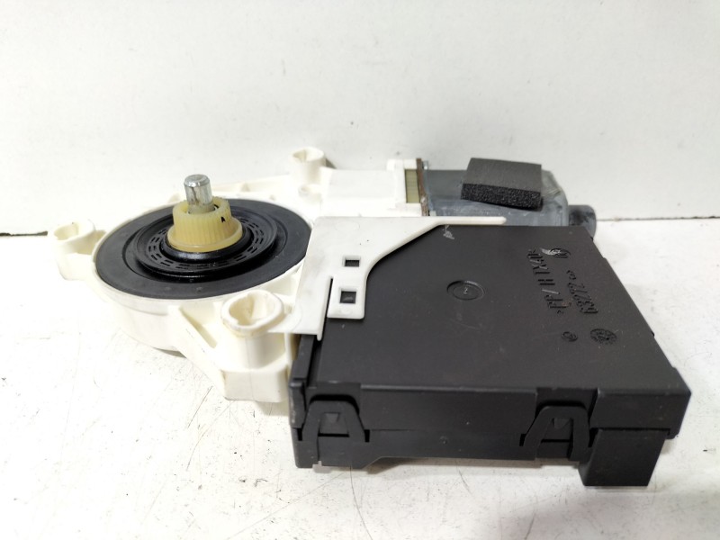 Recambio de motor elevalunas delantero derecho para audi a3 (8p) 1.8 tfsi limited edition referencia OEM IAM 8P0959802H  