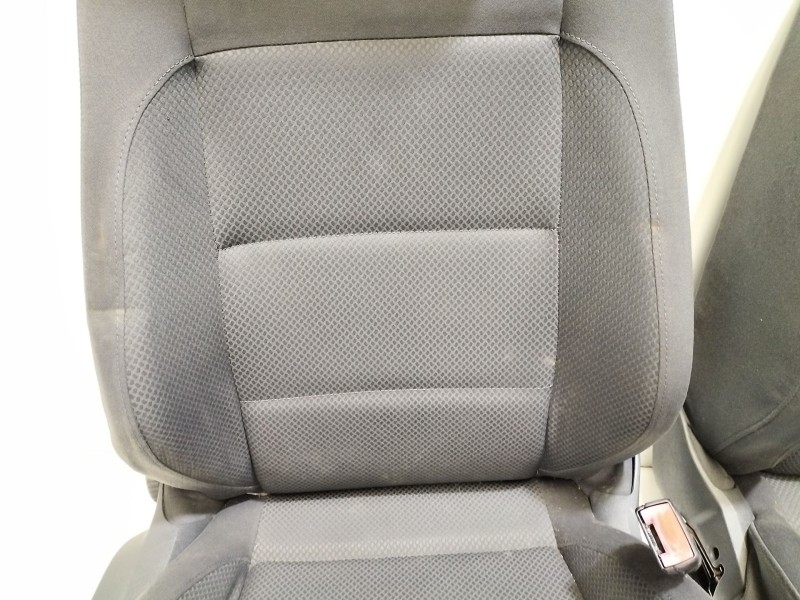Recambio de juego asientos completo para volkswagen golf v (1k1) 1.9 tdi referencia OEM IAM TDI  