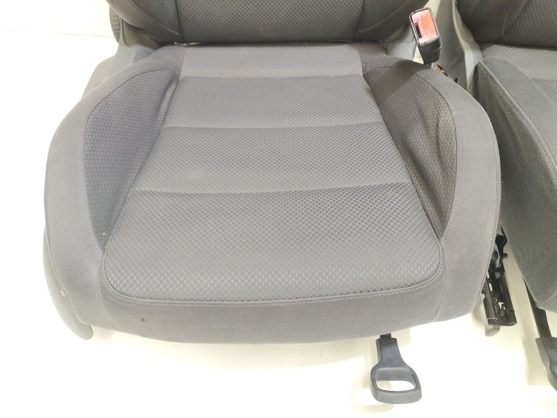 Recambio de juego asientos completo para volkswagen golf v (1k1) 1.9 tdi referencia OEM IAM TDI  