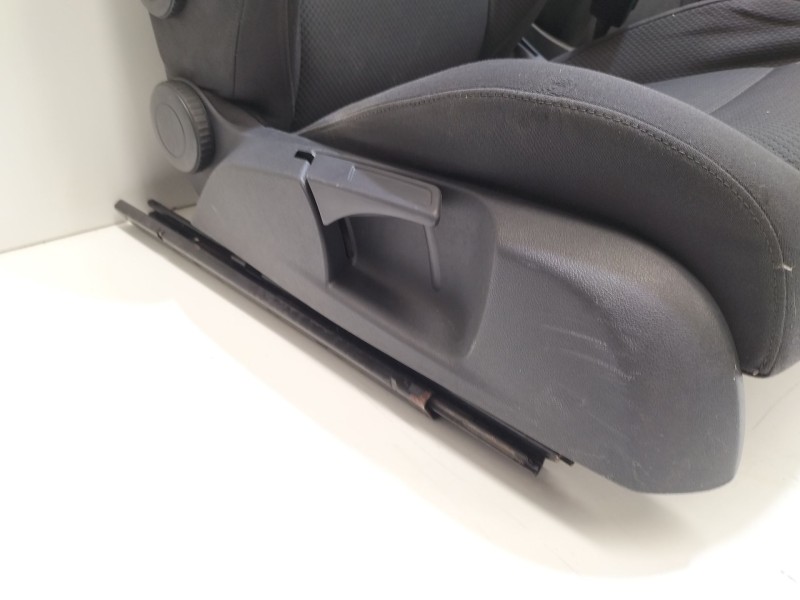 Recambio de juego asientos completo para volkswagen golf v (1k1) 1.9 tdi referencia OEM IAM TDI  