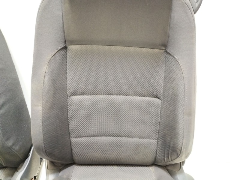 Recambio de juego asientos completo para volkswagen golf v (1k1) 1.9 tdi referencia OEM IAM TDI  