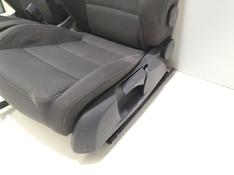 Recambio de juego asientos completo para volkswagen golf v (1k1) 1.9 tdi referencia OEM IAM TDI  