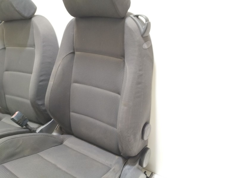Recambio de juego asientos completo para volkswagen golf v (1k1) 1.9 tdi referencia OEM IAM TDI  