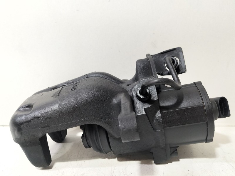 Recambio de pinza freno trasera derecha para volkswagen passat b6 (3c2) 2.0 tdi referencia OEM IAM 3C0615404G  