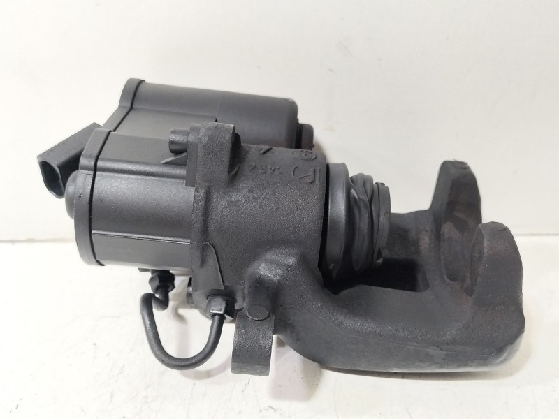 Recambio de pinza freno trasera derecha para volkswagen passat b6 (3c2) 2.0 tdi referencia OEM IAM 3C0615404G  