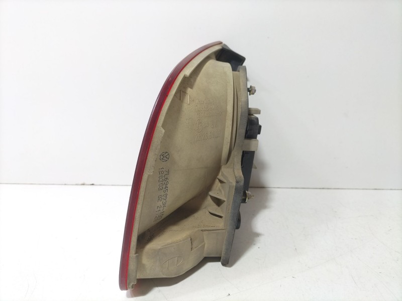 Recambio de piloto trasero izquierdo interior para volkswagen touareg (7la, 7l6, 7l7) 5.0 v10 tdi referencia OEM IAM 7L6945093H 