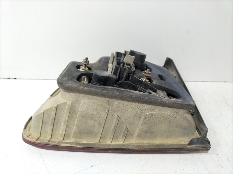 Recambio de piloto trasero izquierdo interior para volkswagen touareg (7la, 7l6, 7l7) 5.0 v10 tdi referencia OEM IAM 7L6945093H 
