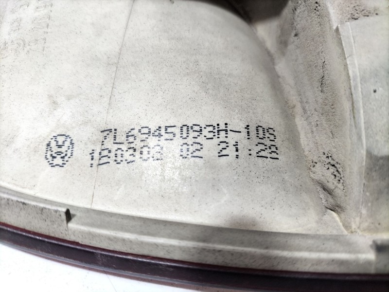 Recambio de piloto trasero izquierdo interior para volkswagen touareg (7la, 7l6, 7l7) 5.0 v10 tdi referencia OEM IAM 7L6945093H 