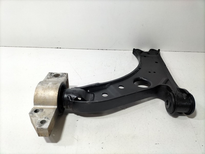 Recambio de brazo suspension inferior delantero derecho para seat leon (1p1) 2.0 tdi 16v referencia OEM IAM 1K0407152BD  