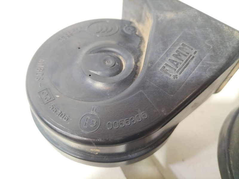 Recambio de claxon para alfa romeo 159 (939_) 1.9 jtdm 16v (939axc1b, 939axc12) referencia OEM IAM 0055306  