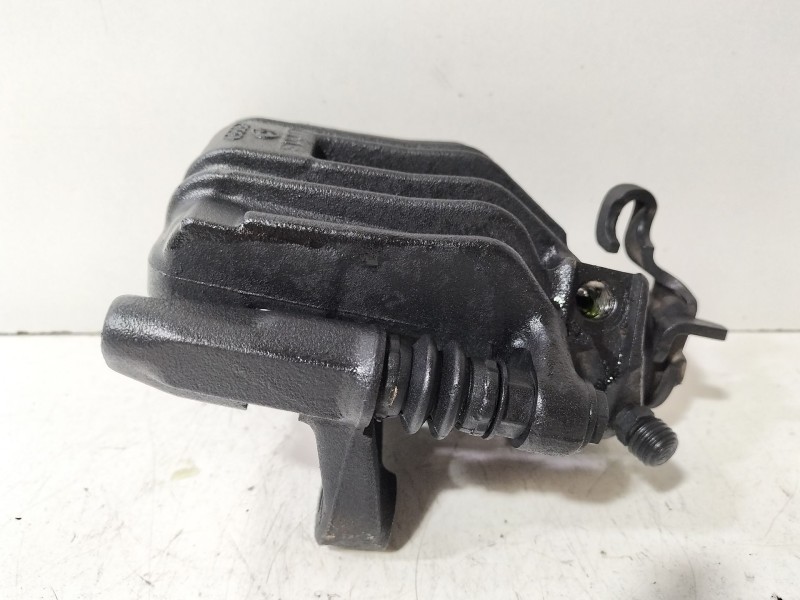 Recambio de pinza freno trasera derecha para seat leon (1m1) 1.9 tdi referencia OEM IAM 1J0615424F  