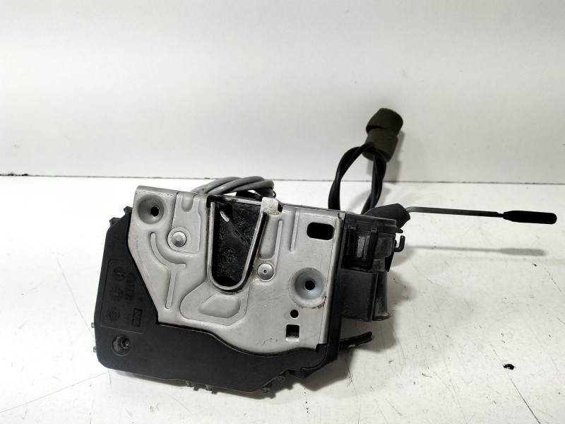 Recambio de cerradura puerta delantera derecha para mercedes-benz clase c coupé (cl203) c 220 cdi (203.708) referencia OEM IAM 2