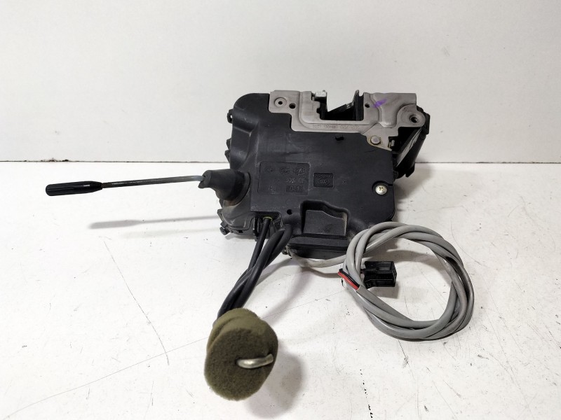 Recambio de cerradura puerta delantera derecha para mercedes-benz clase c coupé (cl203) c 220 cdi (203.708) referencia OEM IAM 2