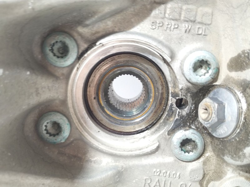 Recambio de mangueta delantera derecha para volkswagen passat b6 (3c2) 2.0 tdi referencia OEM IAM 3C0407258F  