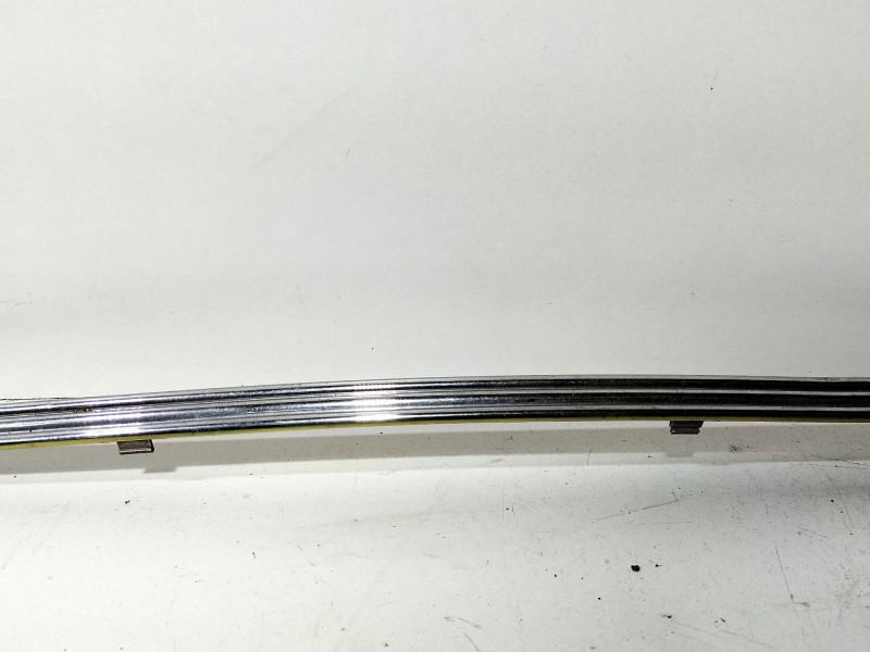 Recambio de molduras delanteras para mini mini (r50, r53) one d referencia OEM IAM 51111490062  