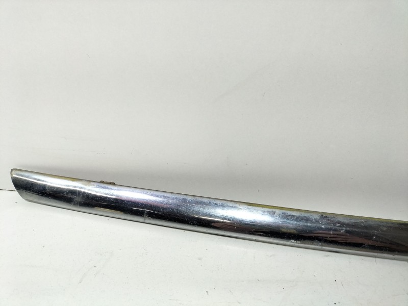 Recambio de moldura para mini mini (r50, r53) one d referencia OEM IAM 51117032900  
