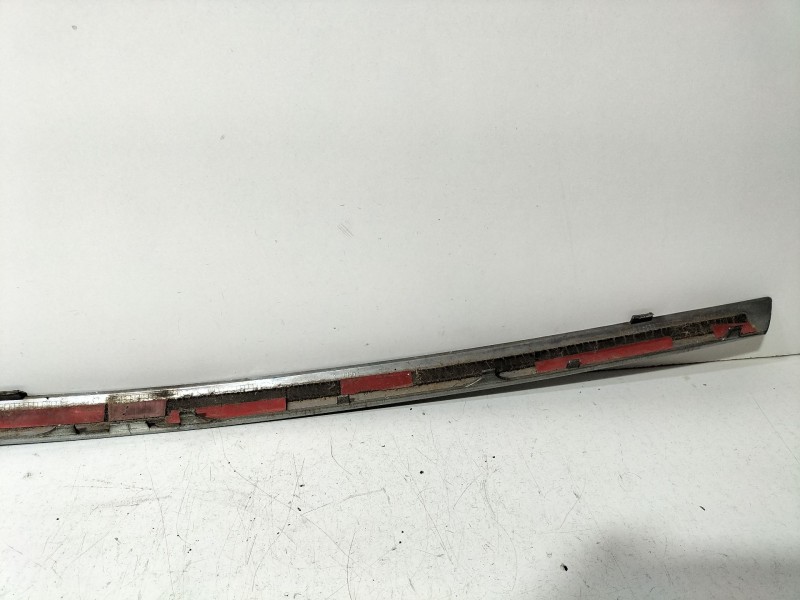 Recambio de moldura para mini mini (r50, r53) one d referencia OEM IAM 51117032900  