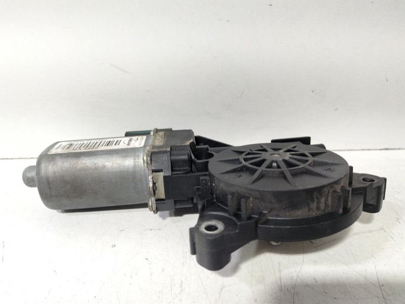 Recambio de motor elevalunas trasero derecho para alfa romeo 159 (939_) 1.9 jtdm 16v (939axc1b, 939axc12) referencia OEM IAM D29