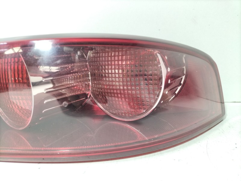 Recambio de piloto trasero derecho para alfa romeo 159 (939_) 1.9 jtdm 16v (939axc1b, 939axc12) referencia OEM IAM F939532802  