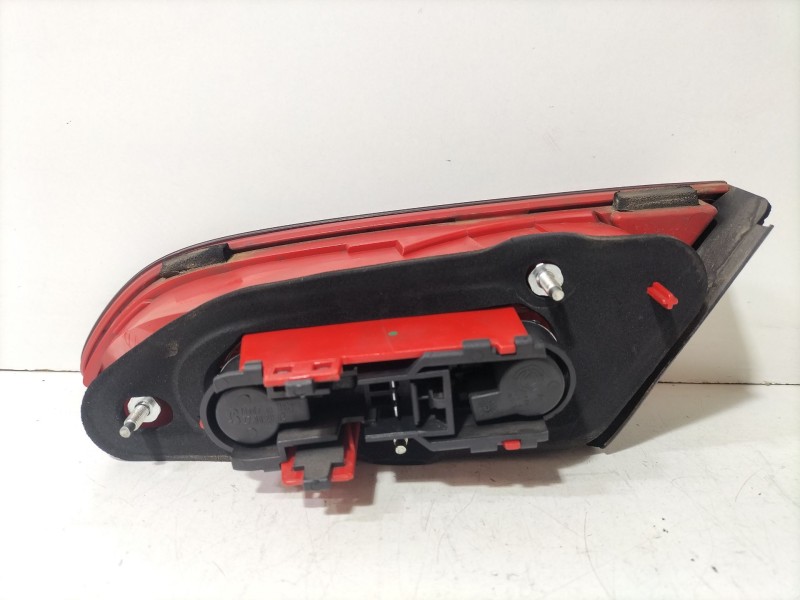Recambio de piloto trasero izquierdo interior para alfa romeo 159 (939_) 1.9 jtdm 16v (939axc1b, 939axc12) referencia OEM IAM F9