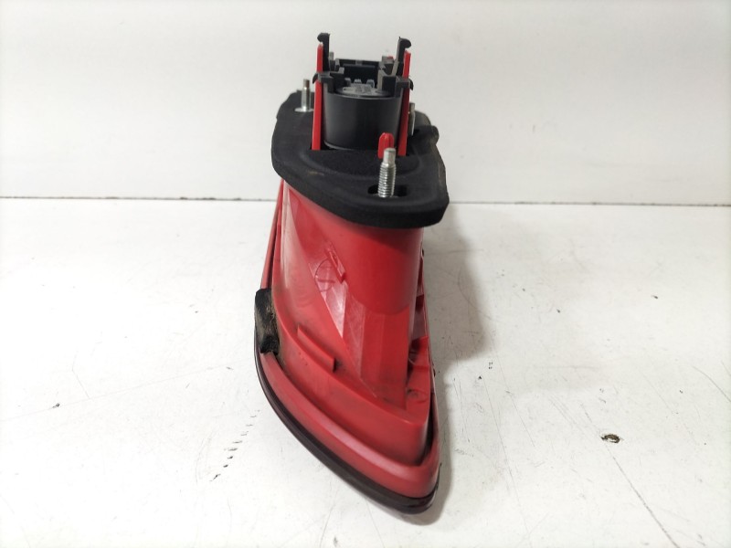 Recambio de piloto trasero izquierdo interior para alfa romeo 159 (939_) 1.9 jtdm 16v (939axc1b, 939axc12) referencia OEM IAM F9