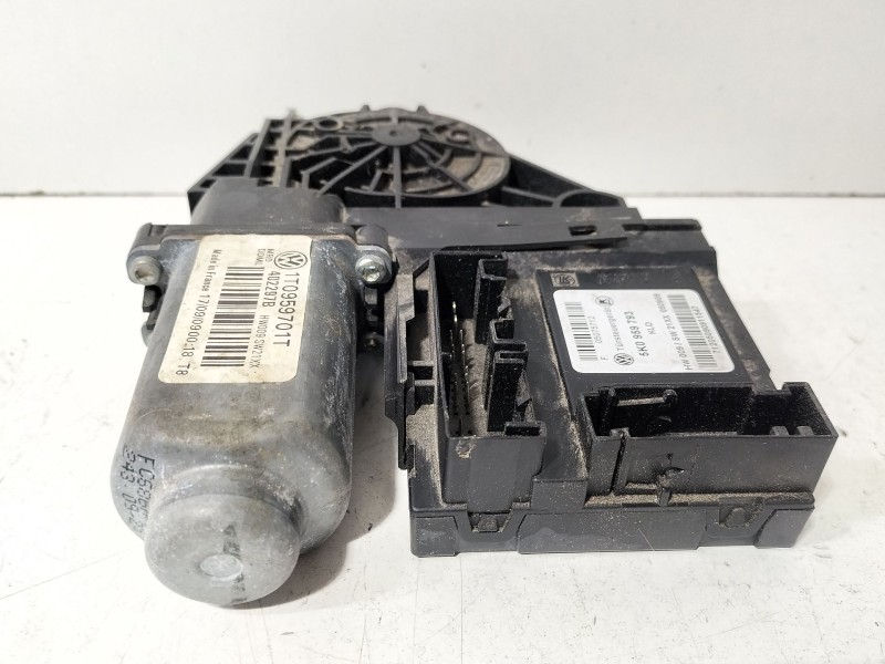 Recambio de motor elevalunas delantero izquierdo para skoda octavia ii (1z3) 1.9 tdi referencia OEM IAM 1T0959701T  