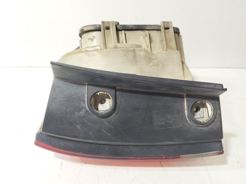 Recambio de piloto trasero izquierdo para volkswagen touareg (7la, 7l6, 7l7) 5.0 v10 tdi referencia OEM IAM 7L6945095K  