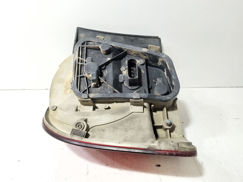 Recambio de piloto trasero derecho para volkswagen touareg (7la, 7l6, 7l7) 5.0 v10 tdi referencia OEM IAM 7L6945096K  