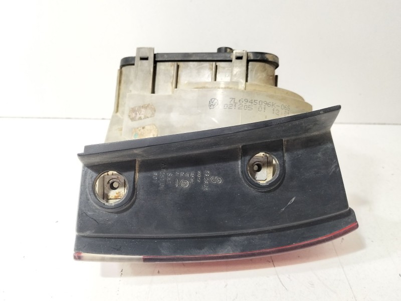 Recambio de piloto trasero derecho para volkswagen touareg (7la, 7l6, 7l7) 5.0 v10 tdi referencia OEM IAM 7L6945096K  