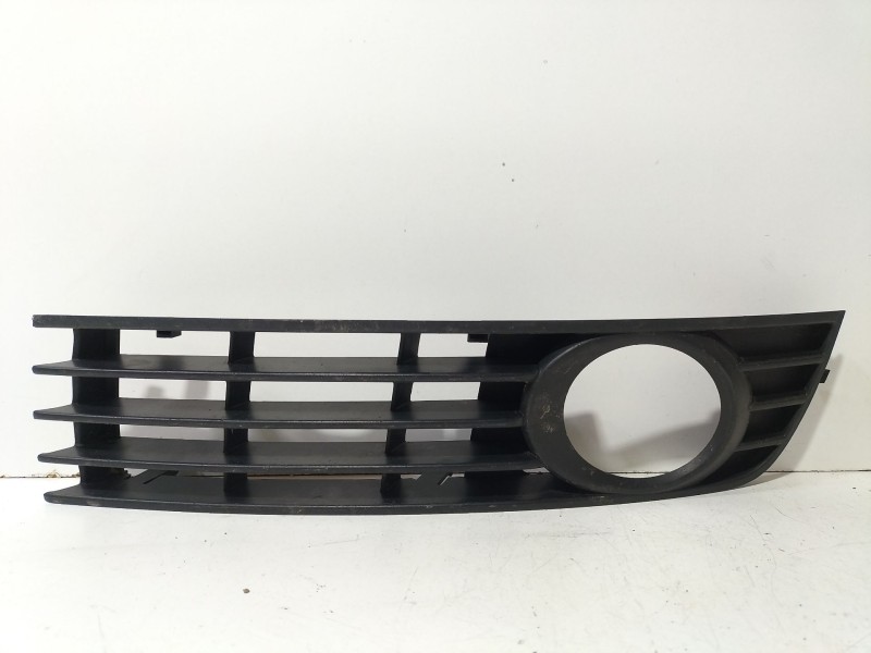 Recambio de moldura para audi a4 berlina (8e) 2.0 20v cat (alt) referencia OEM IAM 8E0807681  