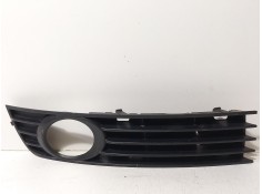 Recambio de moldura para audi a4 berlina (8e) 2.0 20v cat (alt) referencia OEM IAM 8E0807682A  