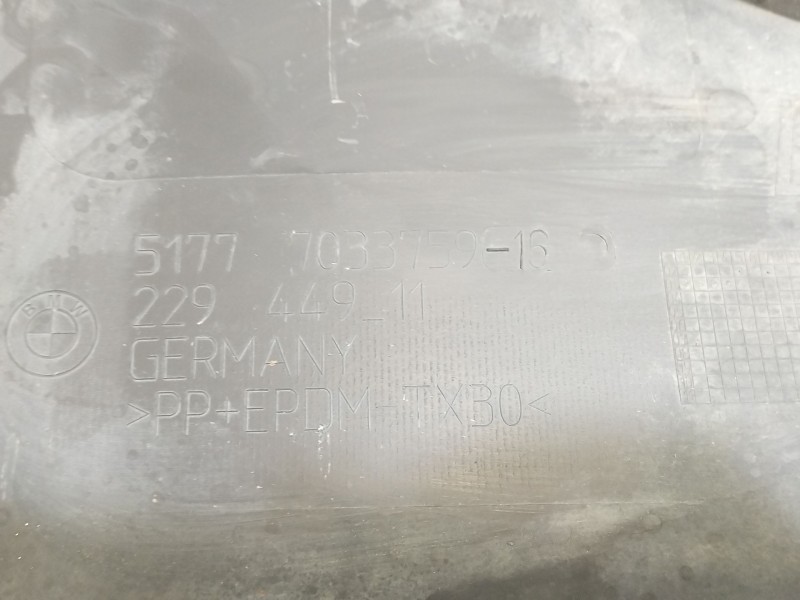 Recambio de moldura para bmw serie 5 berlina (e60) 520d referencia OEM IAM 51777033759  