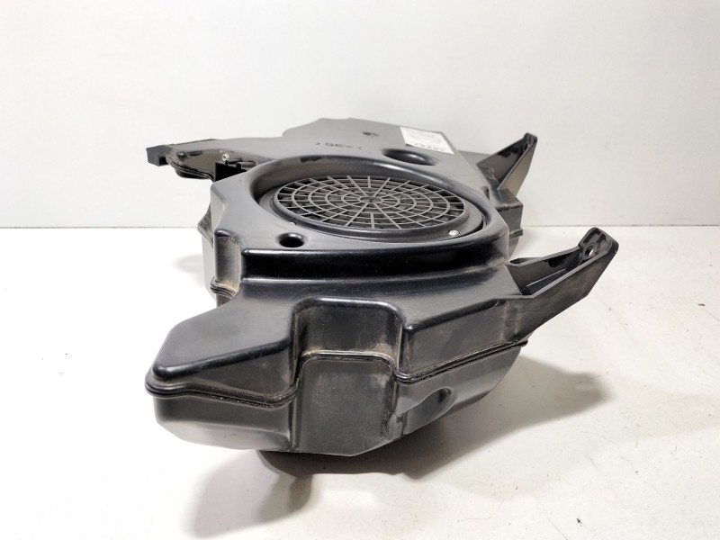 Recambio de altavoz para audi a3 (8p) 1.8 tfsi limited edition referencia OEM IAM 8P3035382B  