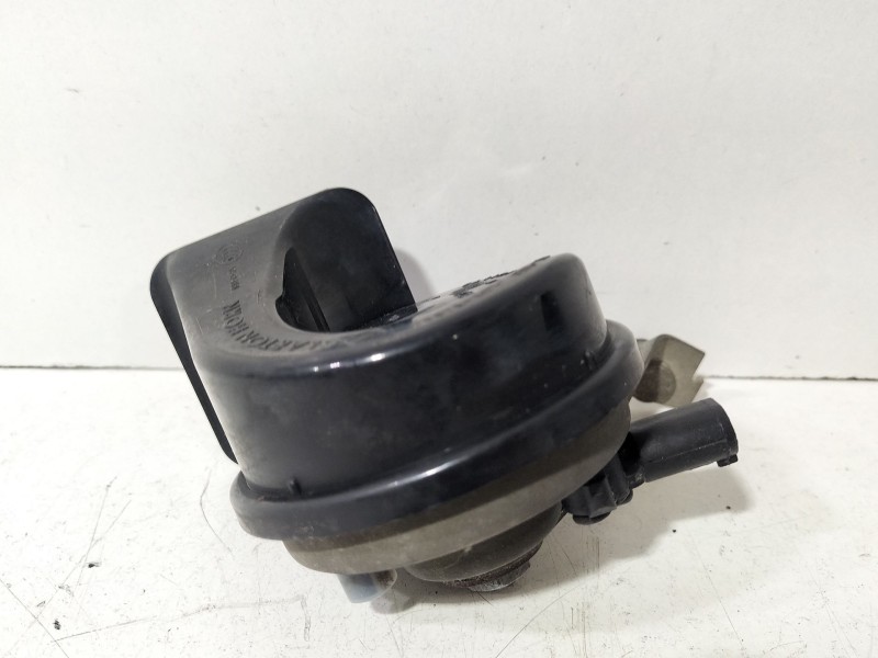 Recambio de claxon para bmw serie 3 coupe (e46) 318 ci referencia OEM IAM 51118195287  
