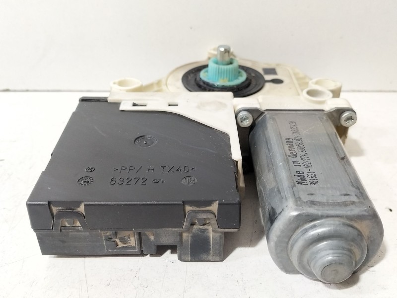 Recambio de motor elevalunas delantero derecho para seat leon (1p1) 2.0 tdi 16v referencia OEM IAM 1P0837402A  